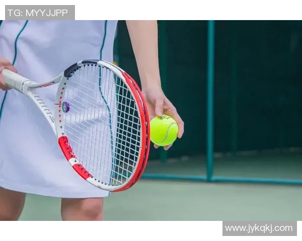 网球新手必看:提升场上意识的实用技巧与训练方法 网球新手必看:提升场上意识的实用技巧与训练方法